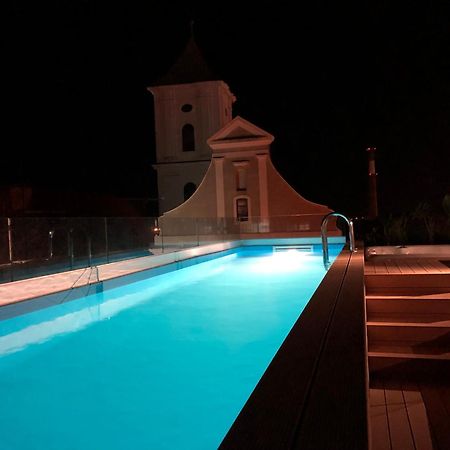 Boutique Hotel Tvrda Осиек Екстериор снимка